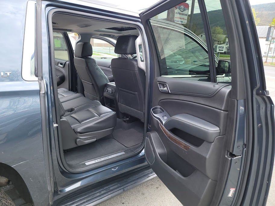 2019 Chevrolet Suburban LT 4WD 15