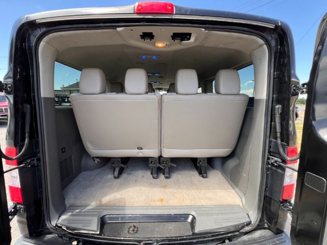 2017 Nissan NV Passenger 3500 SL V8 16