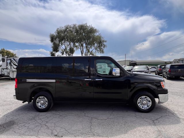 2014 Nissan NV Passenger 3500 SL V8 6