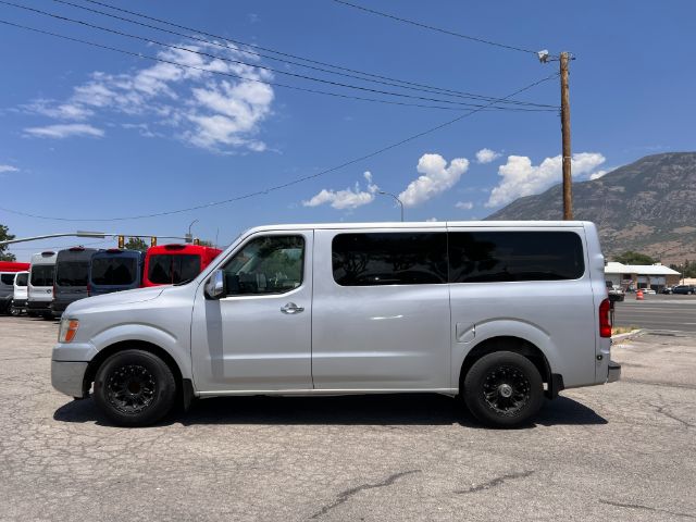 2013 Nissan NV Passenger 3500 SV V6 2