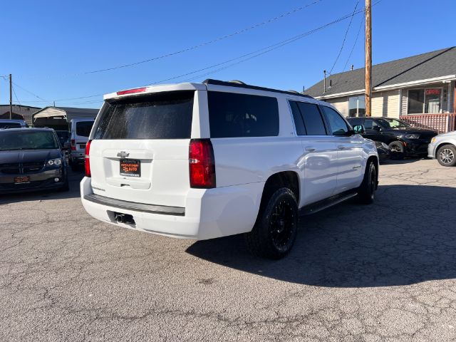 2018 Chevrolet Suburban LT 4WD 5