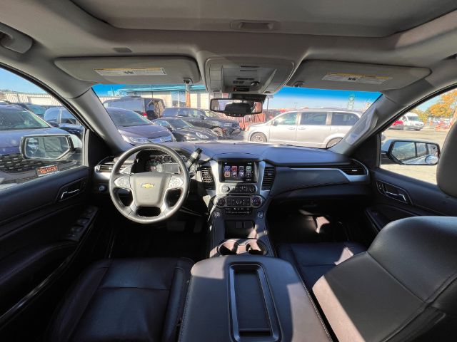 2018 Chevrolet Suburban LT 4WD 21