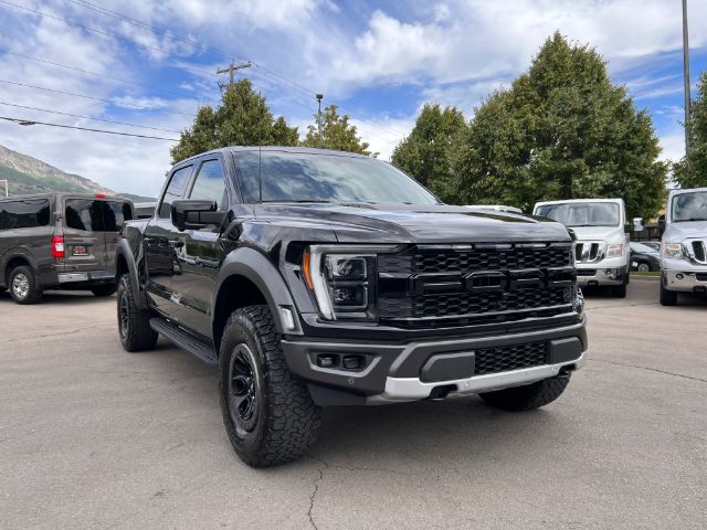 2022 Ford F-150 Raptor SuperCrew 4WD 8