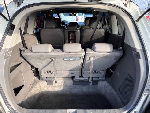 2014 Honda Odyssey EX-L 22