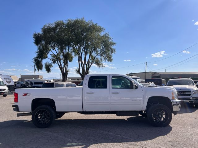 2012 Chevrolet Silverado 3500HD LTZ Crew Cab 4WD 6