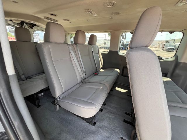 2013 Nissan NV Passenger 3500 SV V6 20