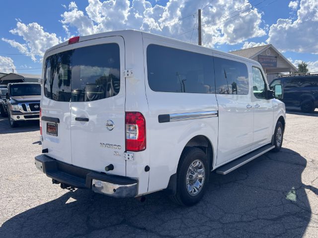 2019 Nissan NV Passenger 3500 SL V8 5