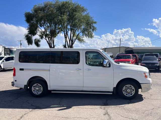 2019 Nissan NV Passenger 3500 SL V8 6