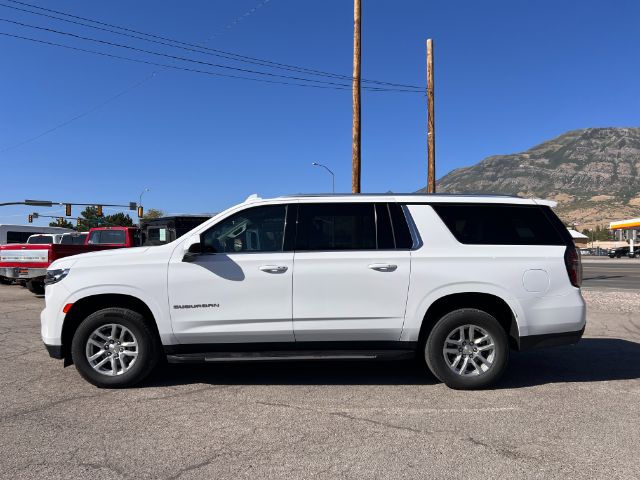 2023 Chevrolet Suburban LT 4WD 2