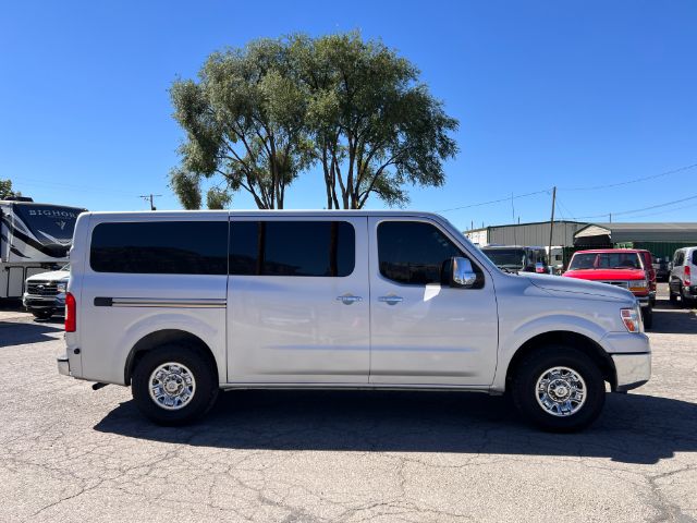 2013 Nissan NV Passenger 3500 SL V8 6