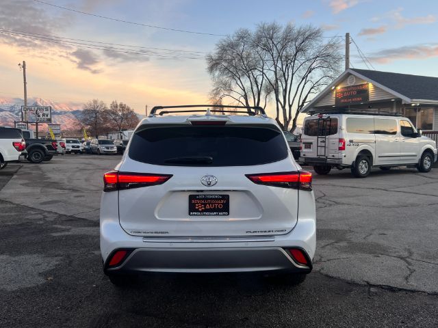 2022 Toyota Highlander Platinum AWD V6 6