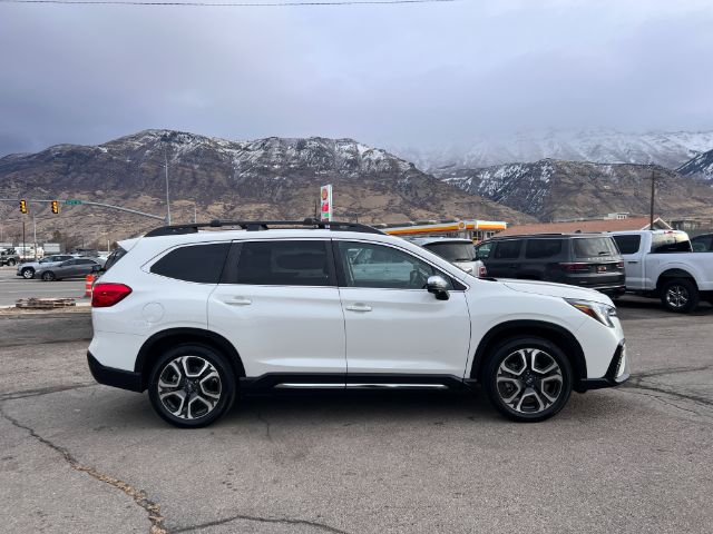 2023 Subaru Ascent Limited 8-Passenger 8