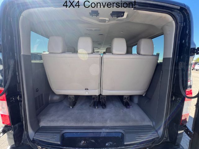 2016 Nissan NV Passenger 3500 SL V8 16