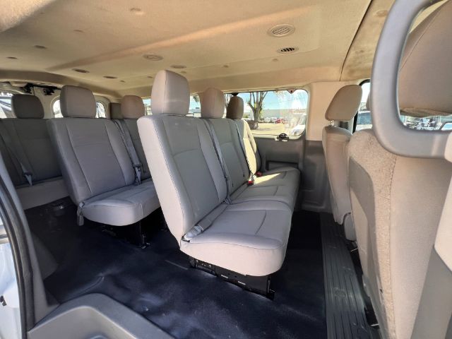 2016 Nissan NV Passenger 3500 S V8 17