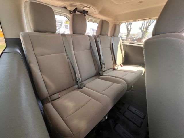 2016 Nissan NV Passenger 3500 S V8 19