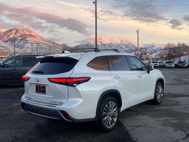 2022 Toyota Highlander Platinum AWD V6 7