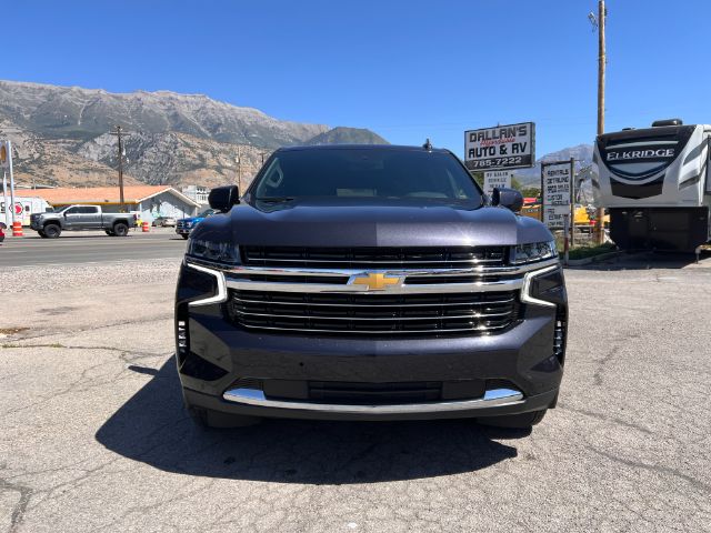 2023 Chevrolet Suburban LT 4WD 8