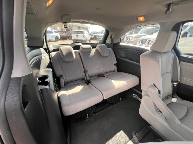 2018 Honda Odyssey EX 22