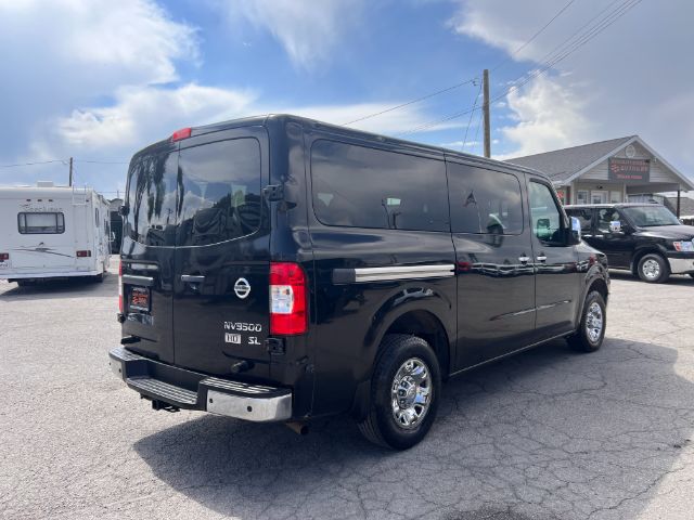 2014 Nissan NV Passenger 3500 SL V8 5