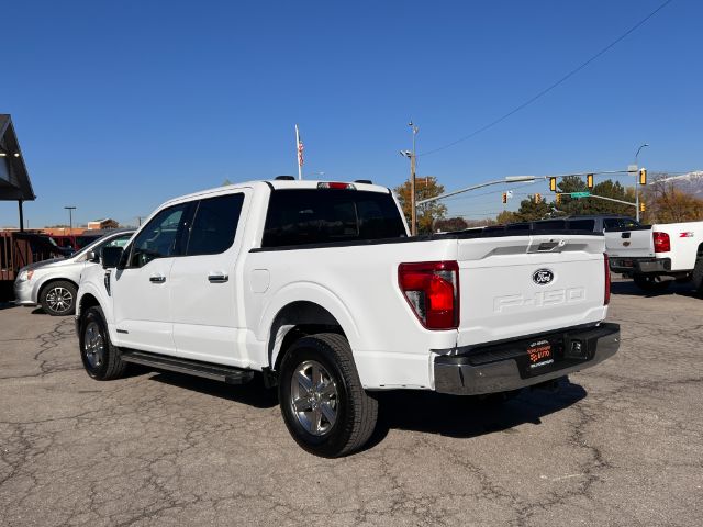 2024 Ford F-150 XLT SuperCrew 4WD 3