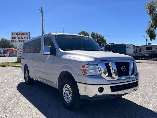 2013 Nissan NV Passenger 3500 SL V8 7