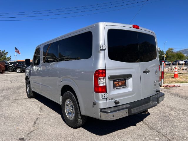 2013 Nissan NV Passenger 3500 SL V8 3