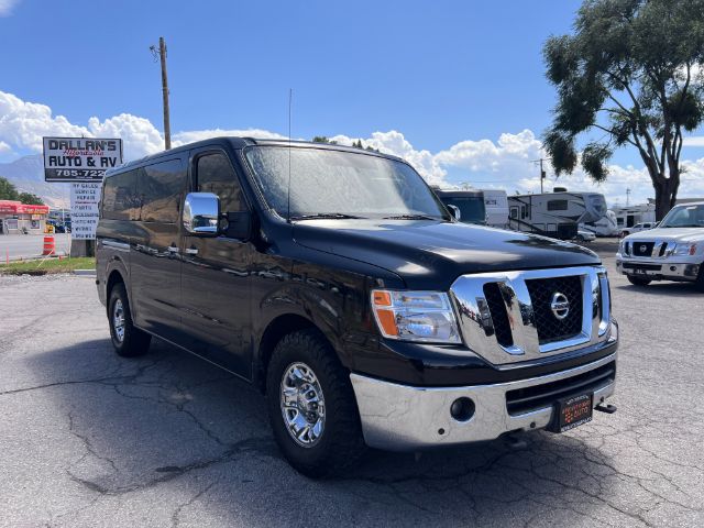 2017 Nissan NV Passenger 3500 SL V8 7