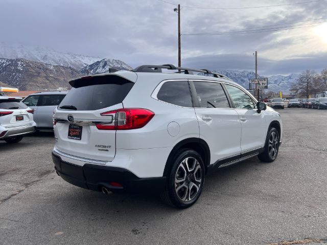 2023 Subaru Ascent Limited 8-Passenger 7