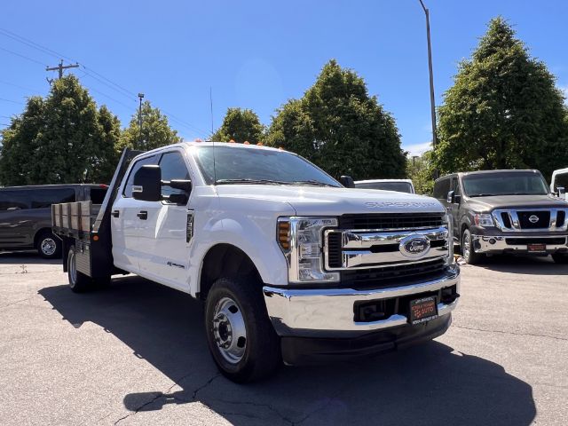 2019 Ford F-350 SD XLT Crew Cab Long Bed DRW 4WD 13