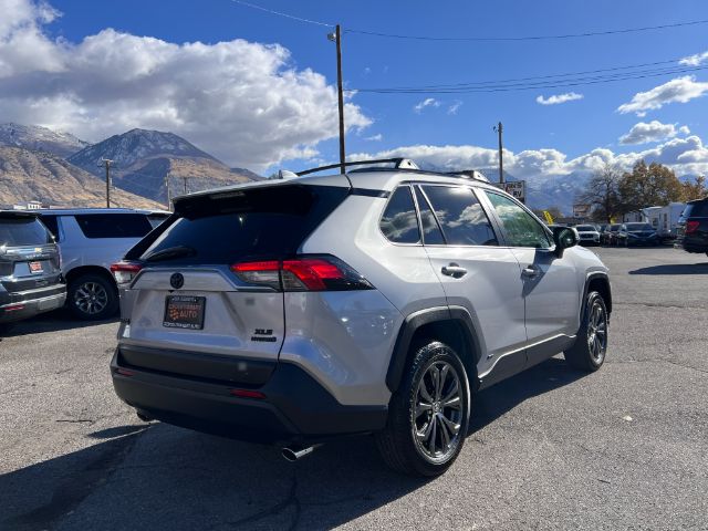 2024 Toyota RAV4 Hybrid XLE Premium 7