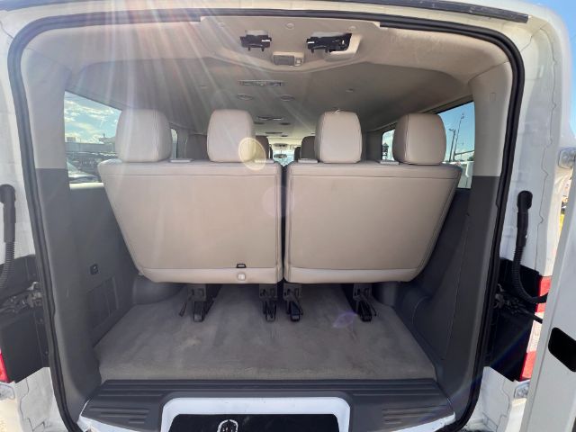 2019 Nissan NV Passenger 3500 SL V8 16