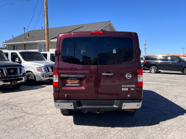 2013 Nissan NV Passenger 3500 SL V8 4