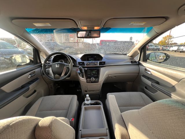 2014 Honda Odyssey EX 19