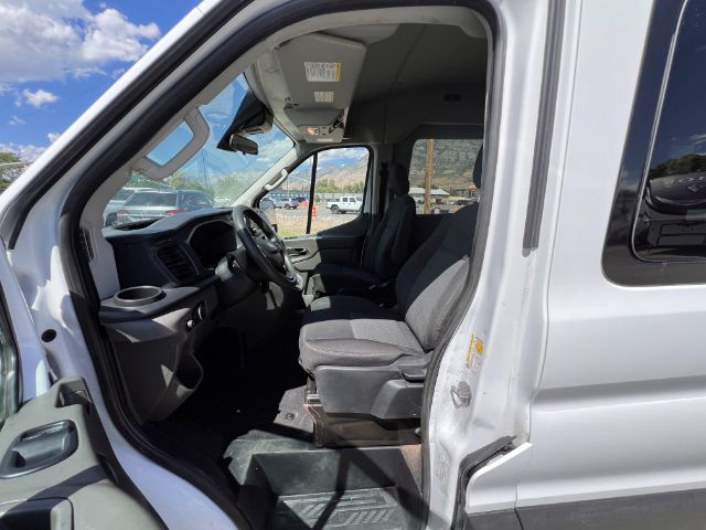 2020 Ford Transit 350 Wagon Med. Roof XL w/Sliding Pass. 148-in. WB 9