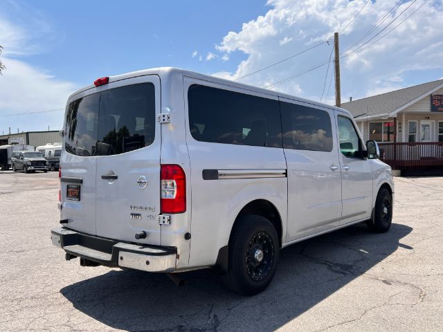 2013 Nissan NV Passenger 3500 SV V6 5