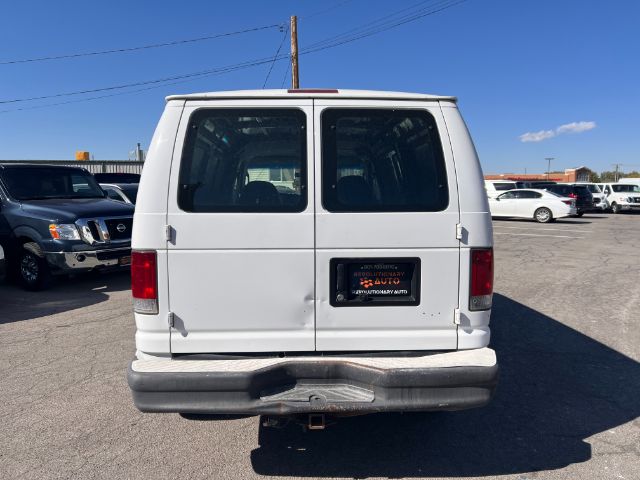 2003 Ford Econoline E-350 Super Duty 6