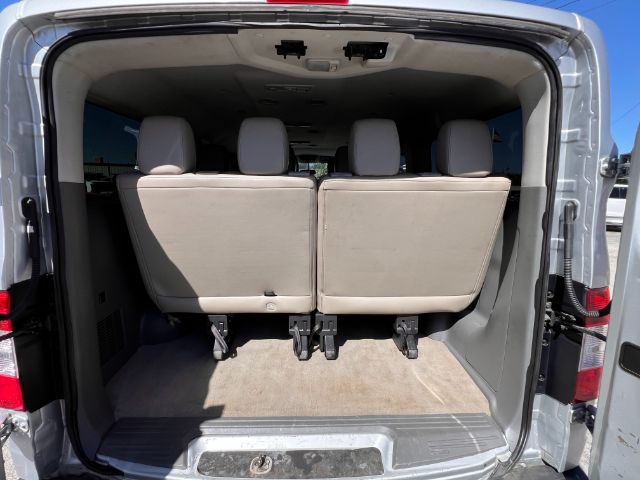 2013 Nissan NV Passenger 3500 SL V8 16