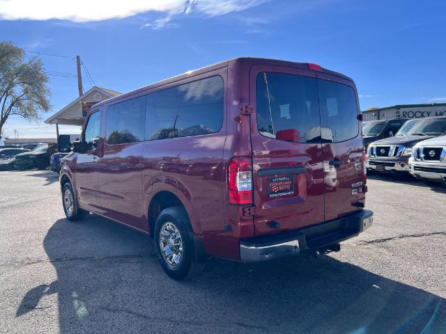 2016 Nissan NV Passenger 3500 SL V8 23