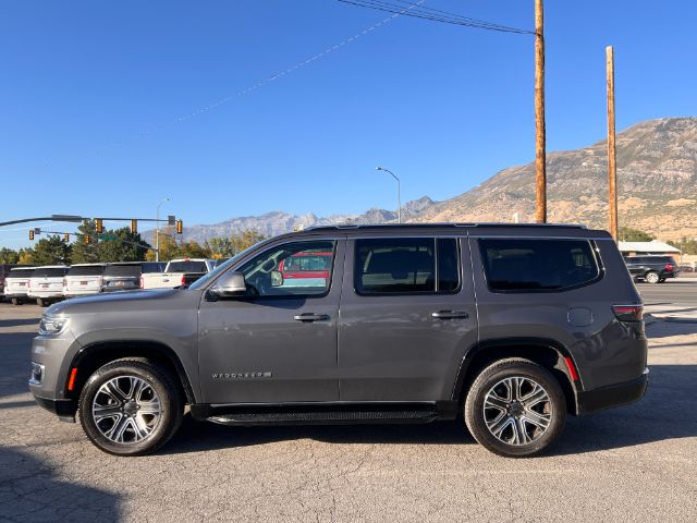 2022 Jeep Wagoneer Series III 4WD 2