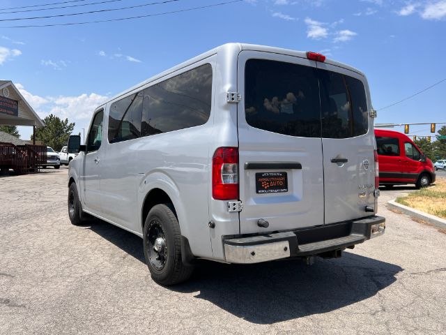 2013 Nissan NV Passenger 3500 SV V6 3