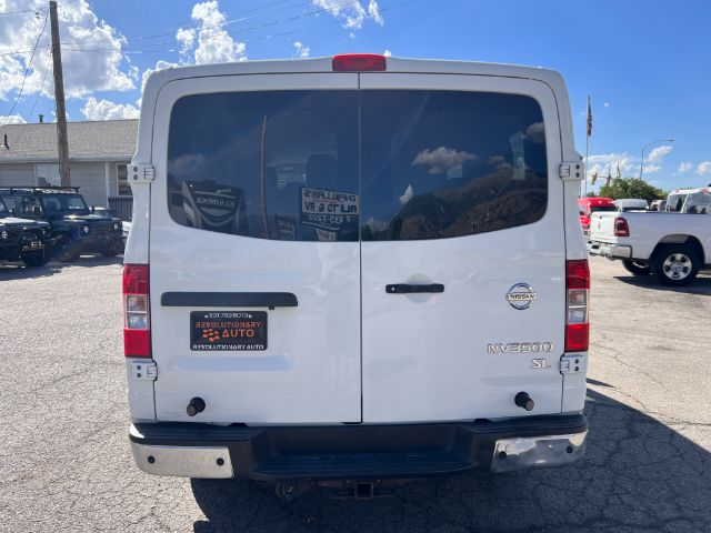 2019 Nissan NV Passenger 3500 SL V8 4