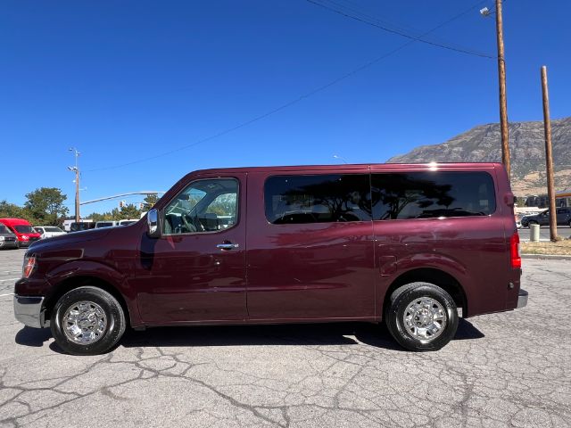 2013 Nissan NV Passenger 3500 SL V8 2