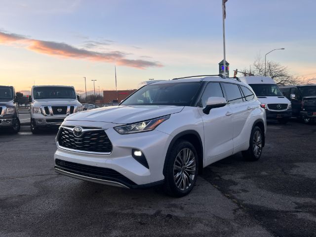 2022 Toyota Highlander Platinum AWD V6 3