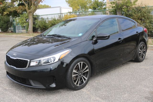 2018 Kia Forte LX's photo
