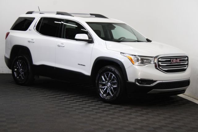 2017 GMC Acadia SLT 1