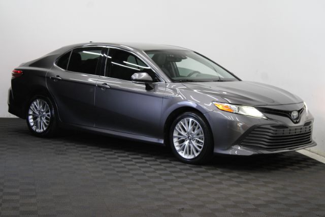 2019 Toyota Camry Hybrid SE/XLE Hybrid
