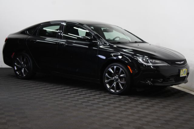 2015 Chrysler 200 200S