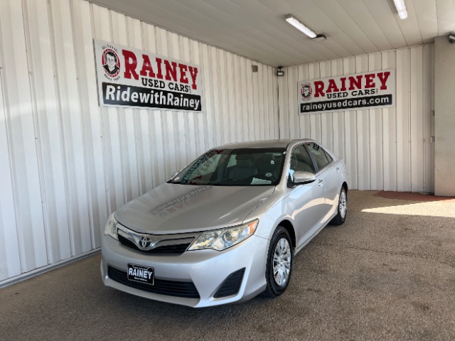 2013 Toyota Camry L's photo