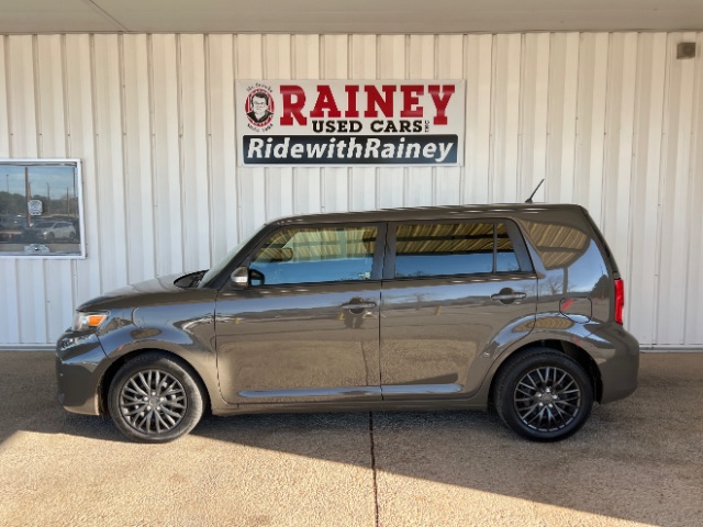 2012 Scion xB's photo