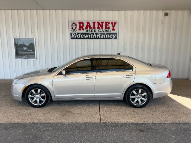 2010 Mercury Milan I4 Premier's photo